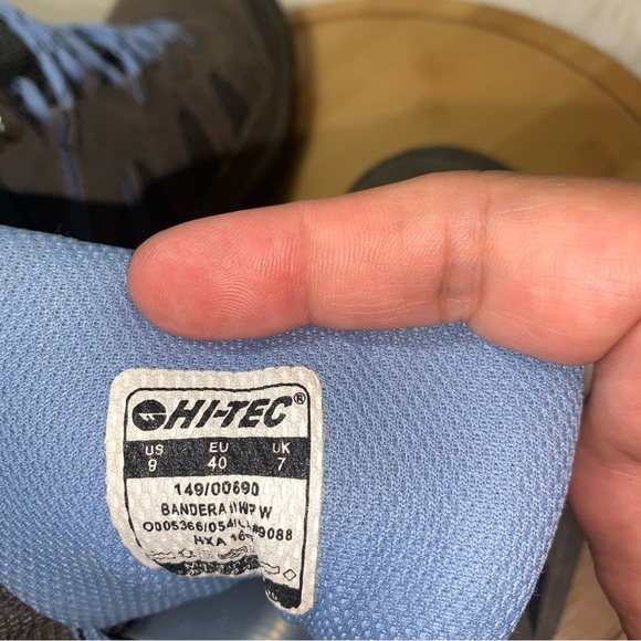 Hi-Tec Hiking Boots Women’s Size 9 Grey Blue Ankle Lace Up Waterproof - Picture 4 of 8